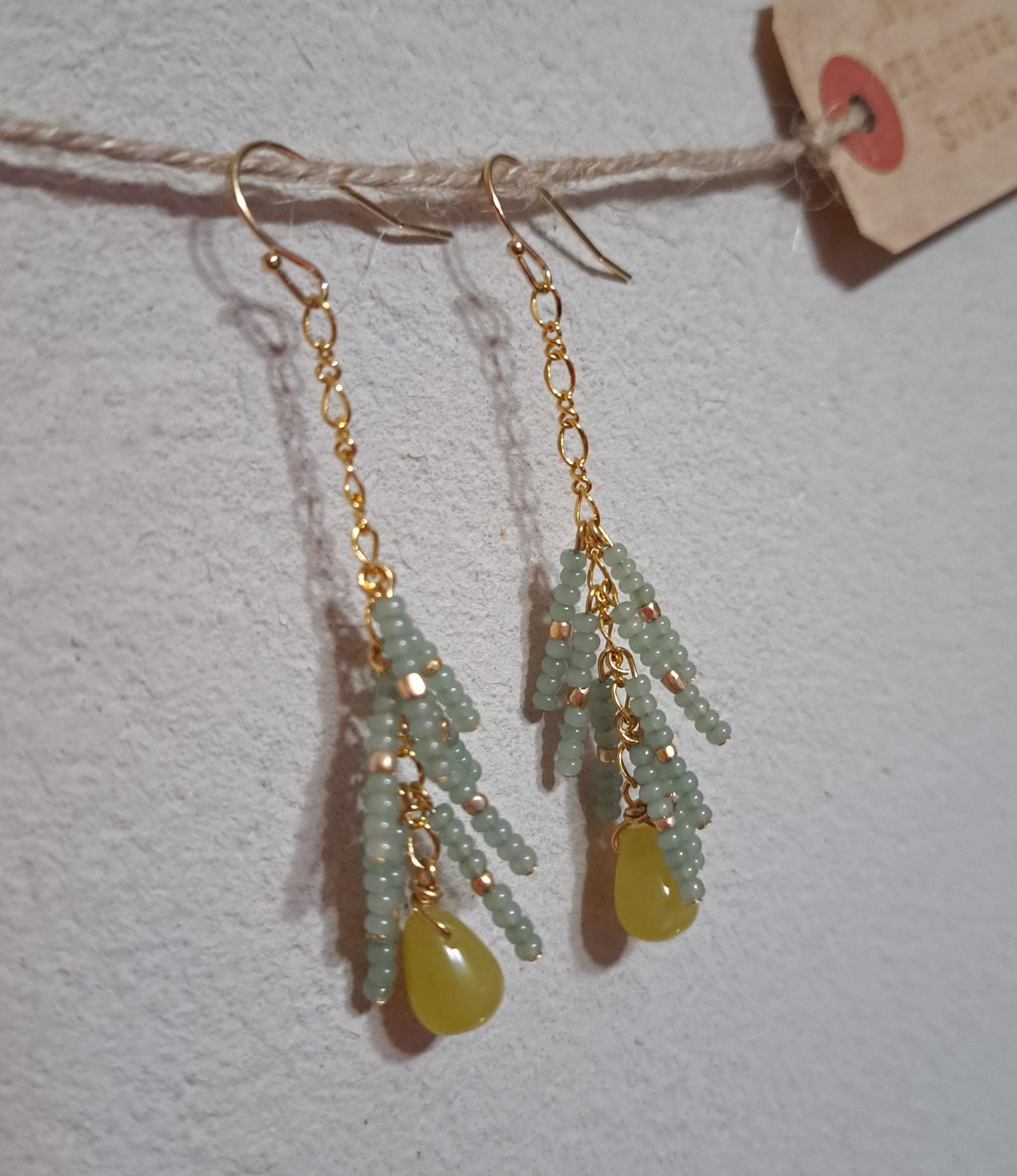 ゆらゆら揺れる優雅な輝き。style格上げします。ビーズロングフリンジピアス(グリーン) | 4枚目