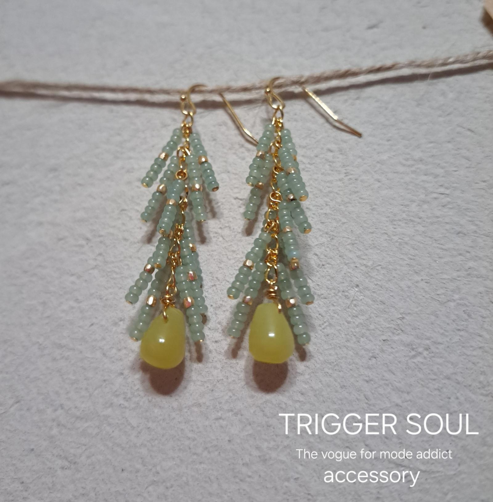 ゆらゆら揺れる優雅な輝き。style格上げします。ビーズロングフリンジピアス(グリーン) | 4枚目