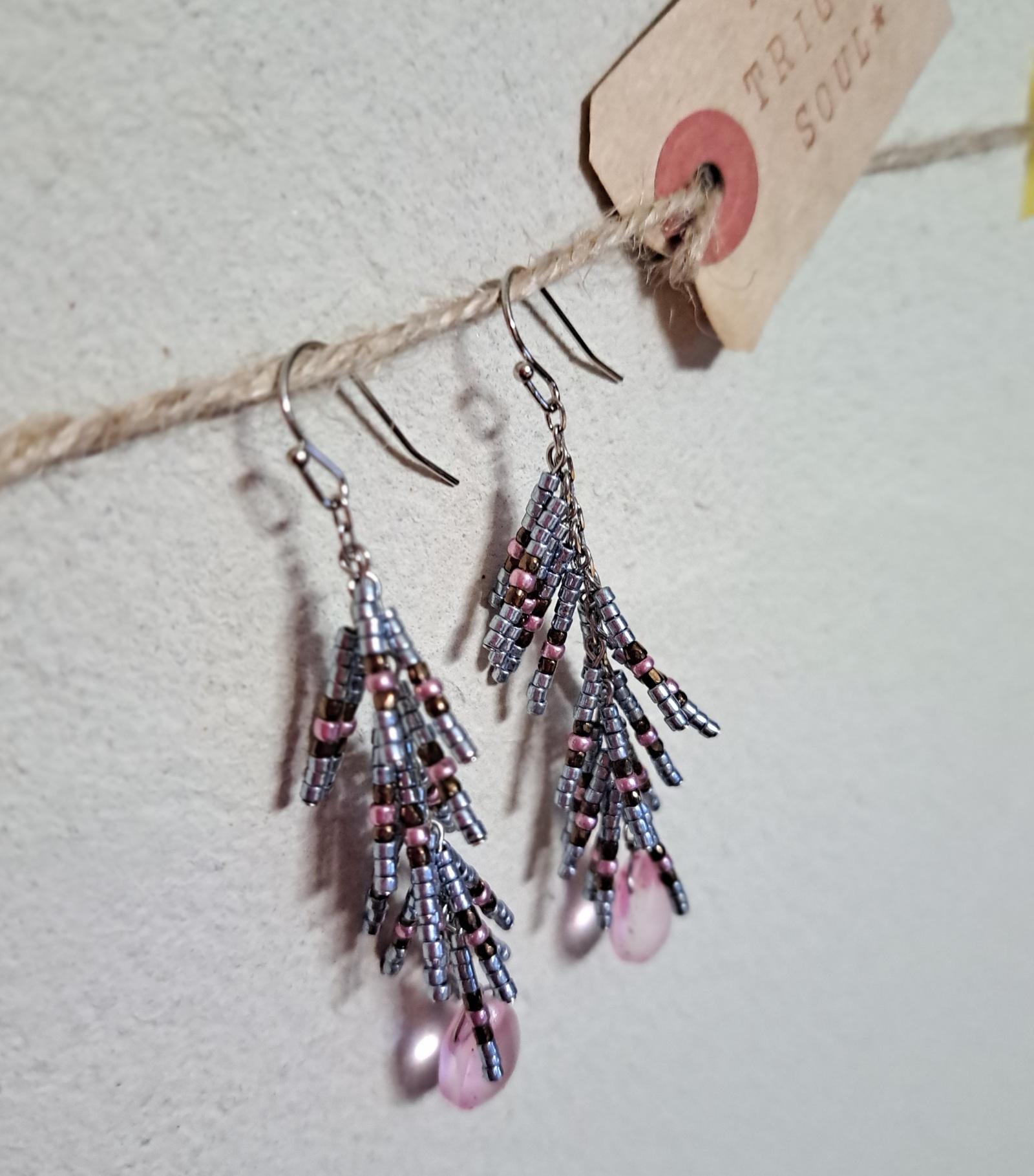 ゆらゆら揺れる優雅な輝き。style格上げします。ビーズロングフリンジピアス(ブルー×ピンク) | 7枚目