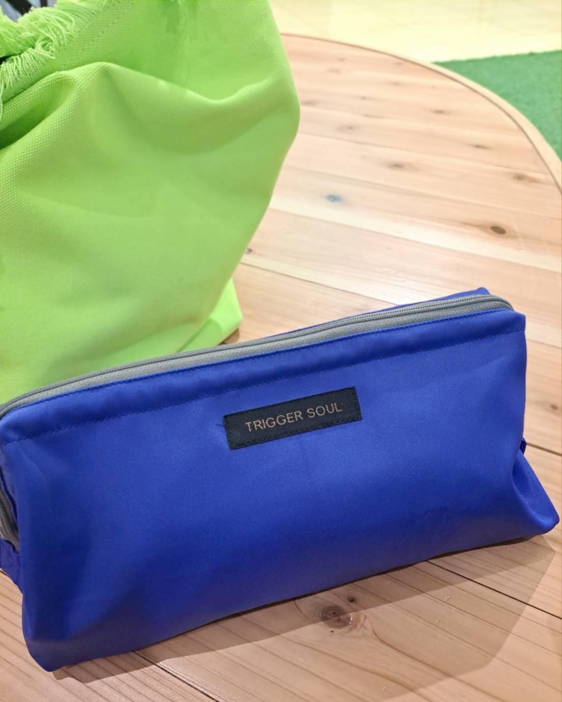 見せたくなる。コロコロナイロンワイヤーポーチ L | 3枚目