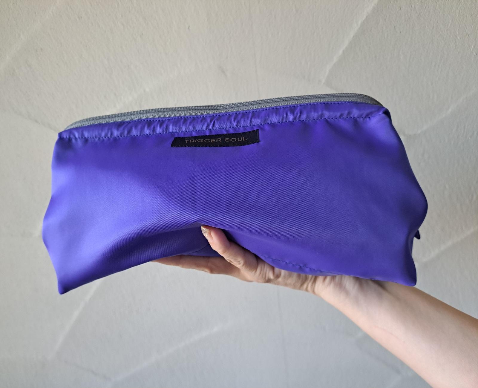 見せたくなる。コロコロナイロンワイヤーポーチ L