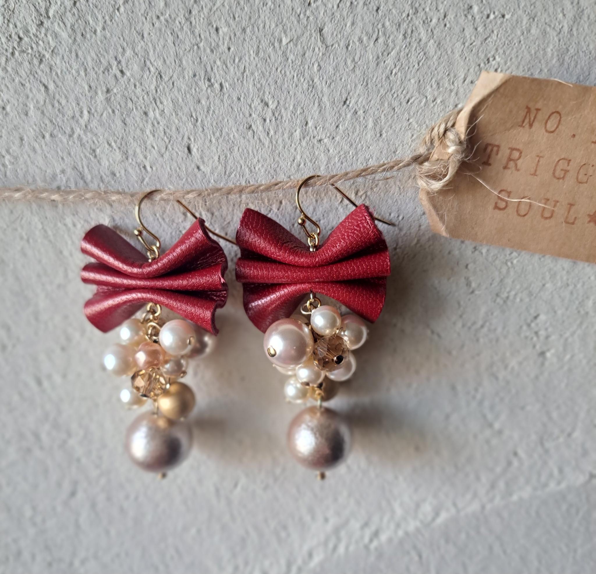 【本革リボン】コットンパールmixレッドリボン/3秒でドレスアップ。サスティナブルアクセサリー(Ｃ24C) | 6枚目