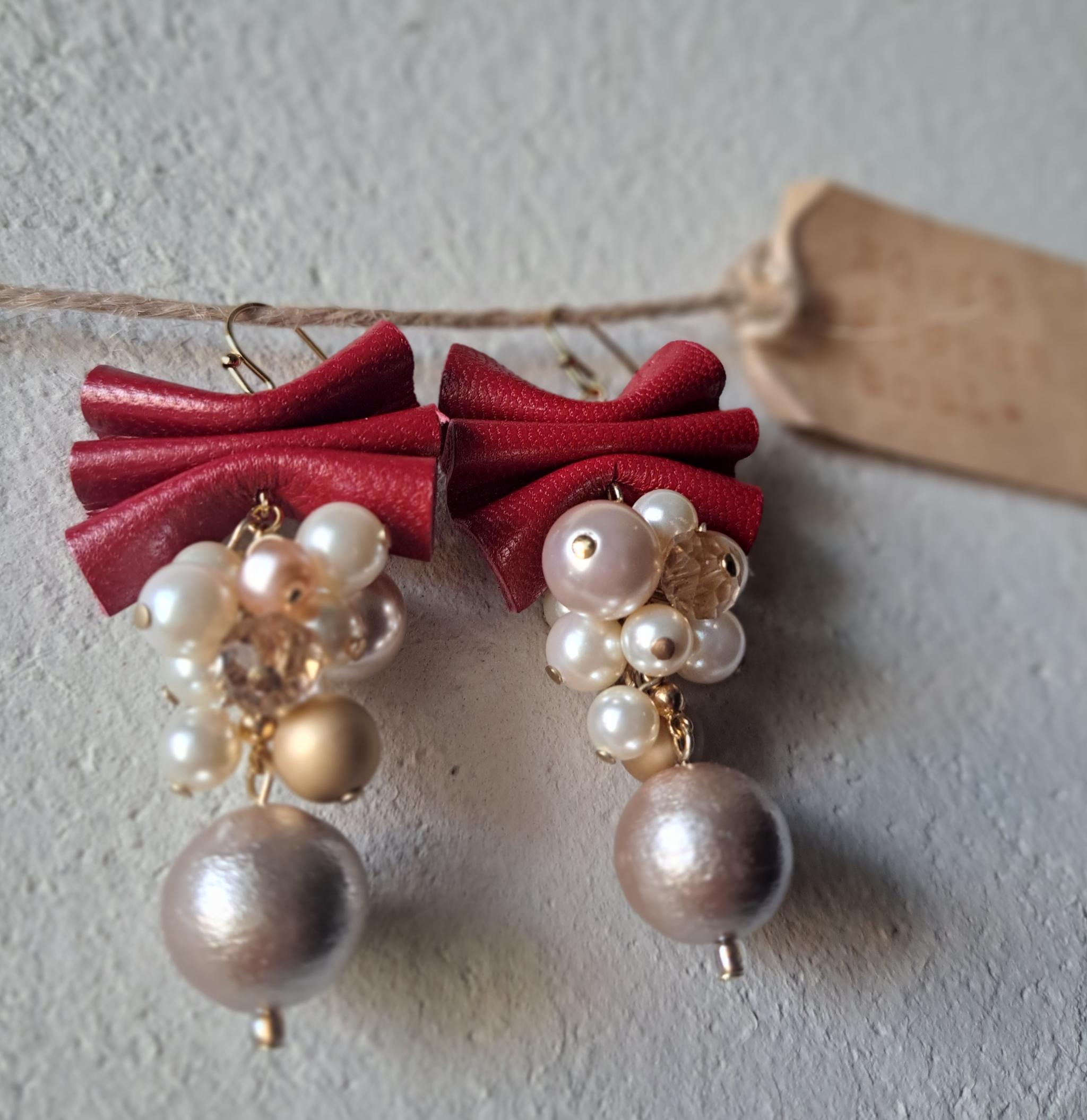 【本革リボン】コットンパールmixレッドリボン/3秒でドレスアップ。サスティナブルアクセサリー(Ｃ24C) | 9枚目