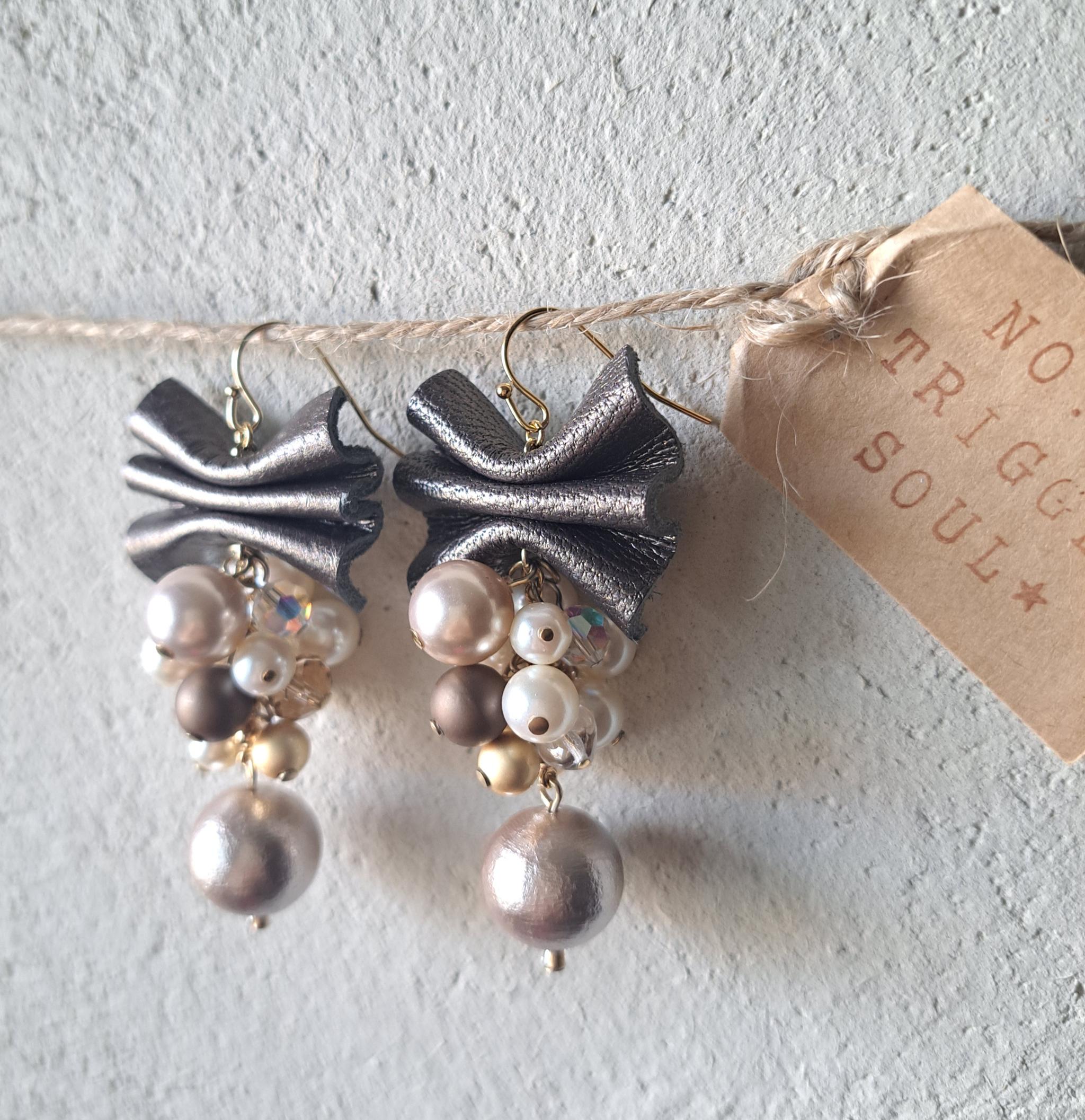 【本革リボン】コットンパールmixブロンズリボン/3秒でドレスアップ。サスティナブルアクセサリー(Ｃ24G)1枚目の画像