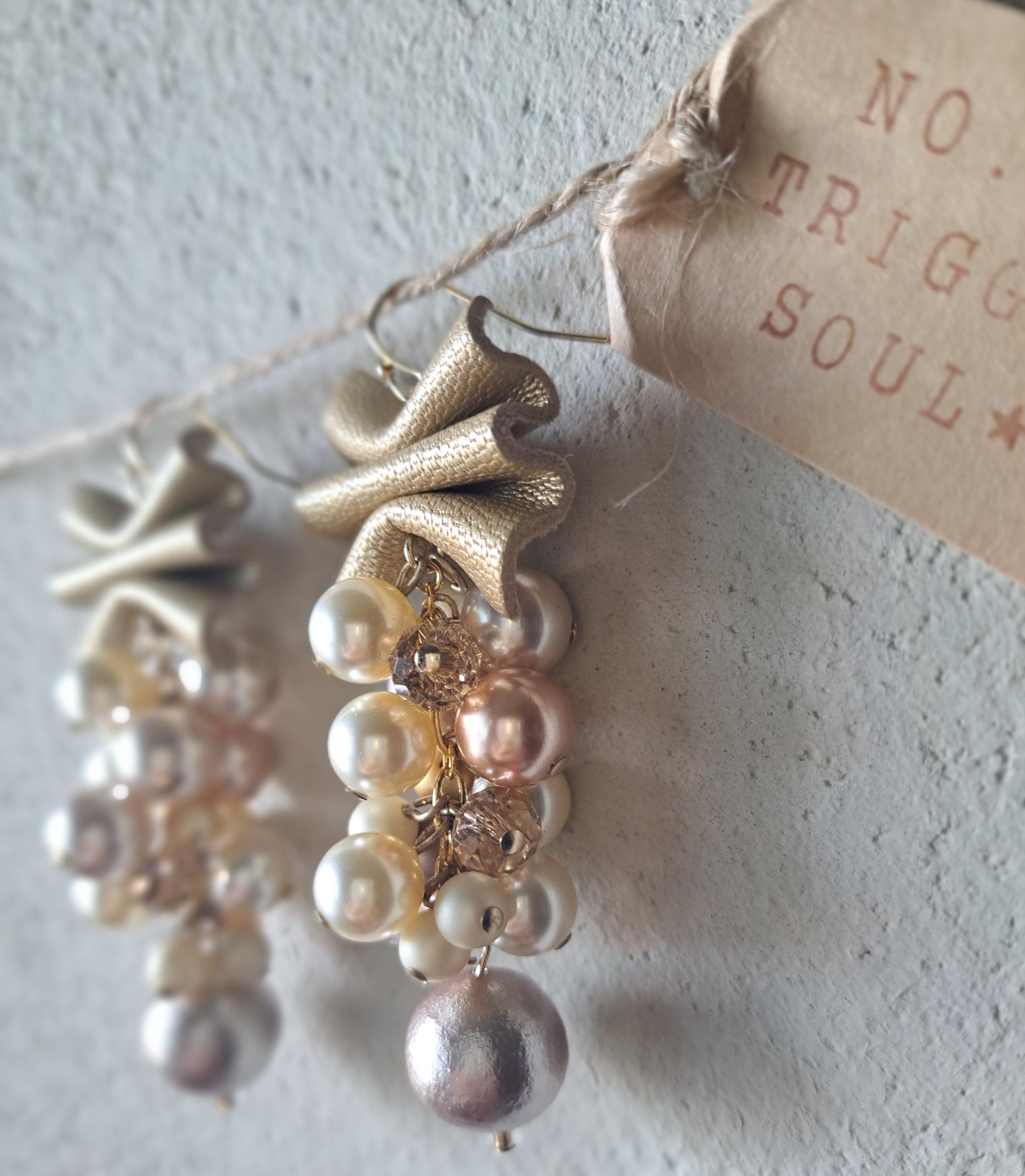 本革DXコットンパールmixゴールドベージュリボン/3秒でドレスアップ。サスティナブルアクセサリー(Ｃ24K) | 2枚目