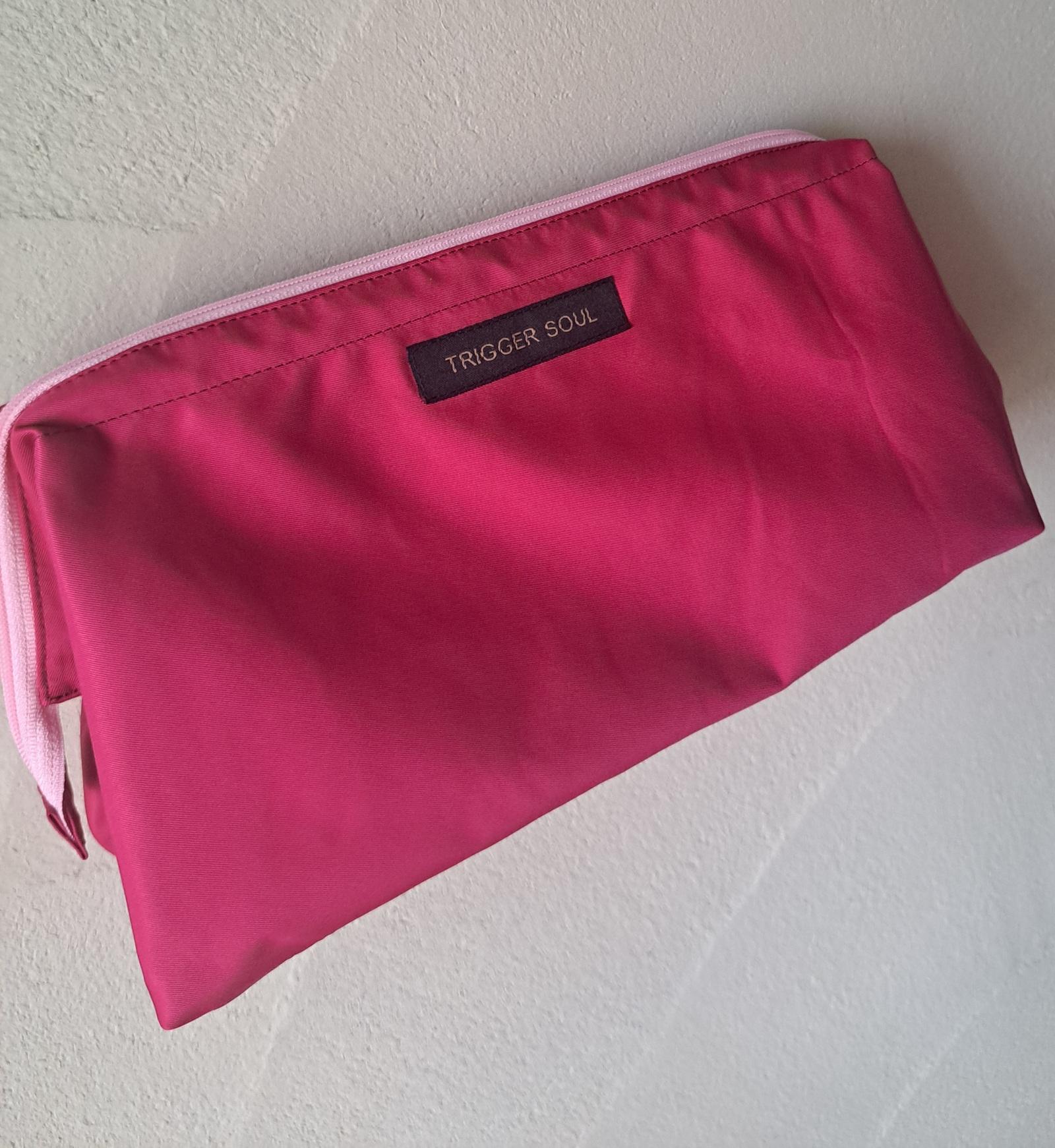 見せたくなる。コロコロナイロンワイヤーポーチ /ピンク/L | 2枚目