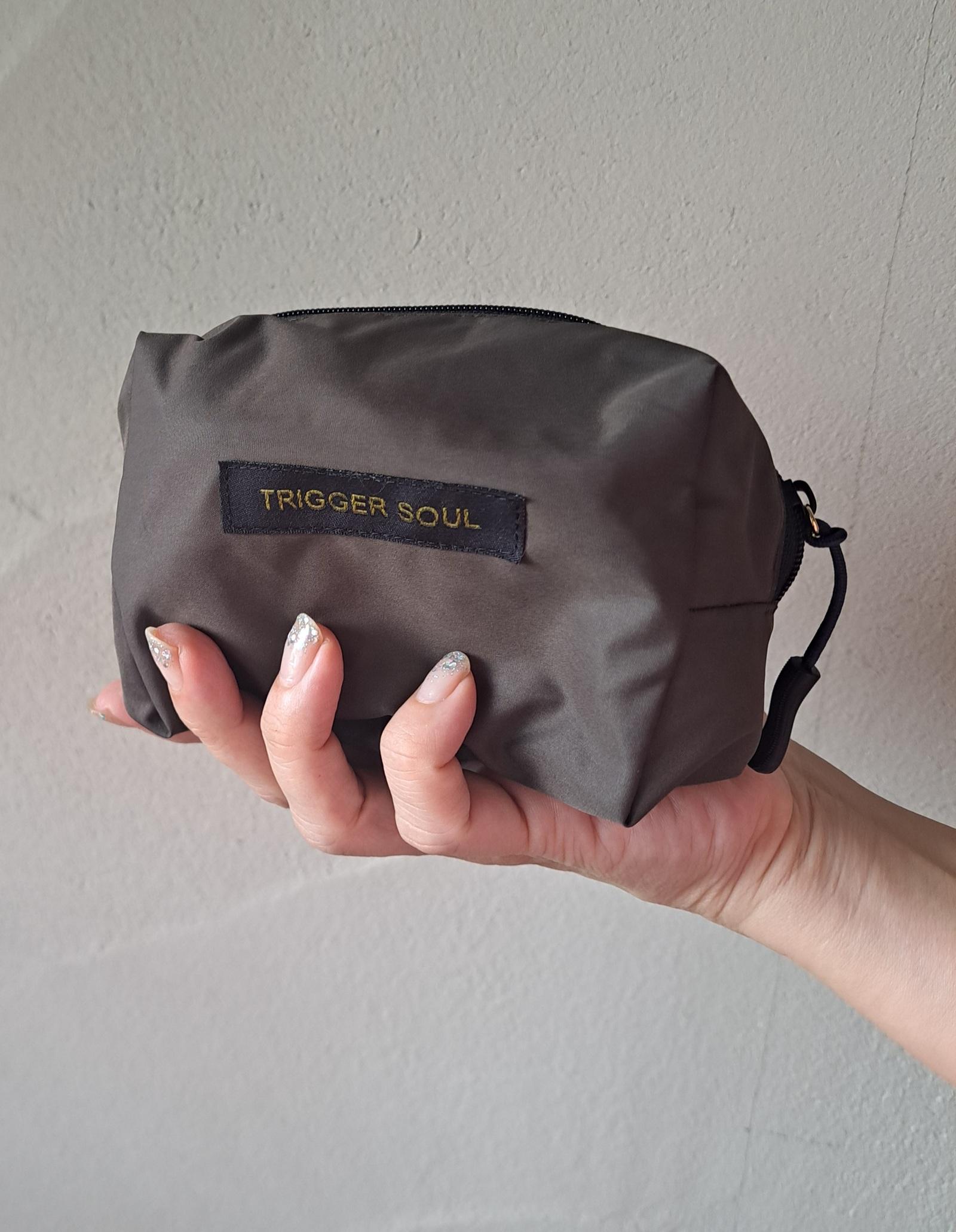 超軽量　コロコロナイロンポーチS　【ブラウン】1枚目の画像