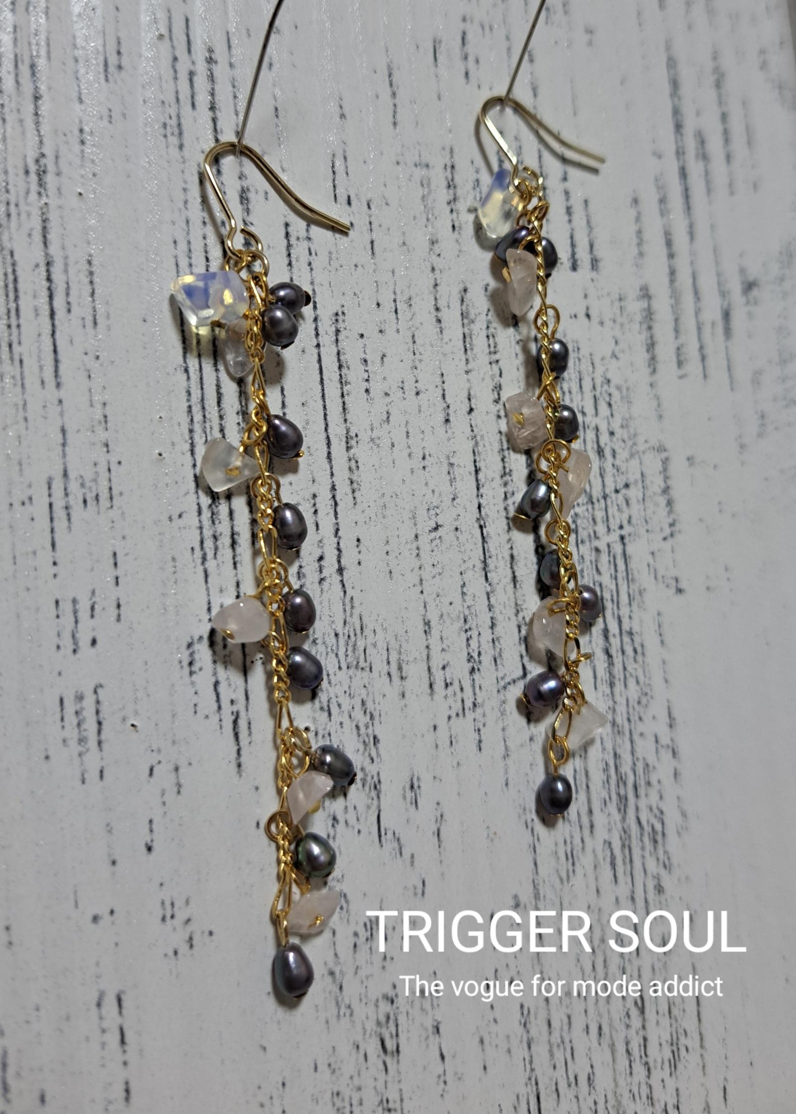 「とてもお上品です」シンプルスタイルも存在感あるシュッ。としたアクセサリーで華やかさUP | 4枚目