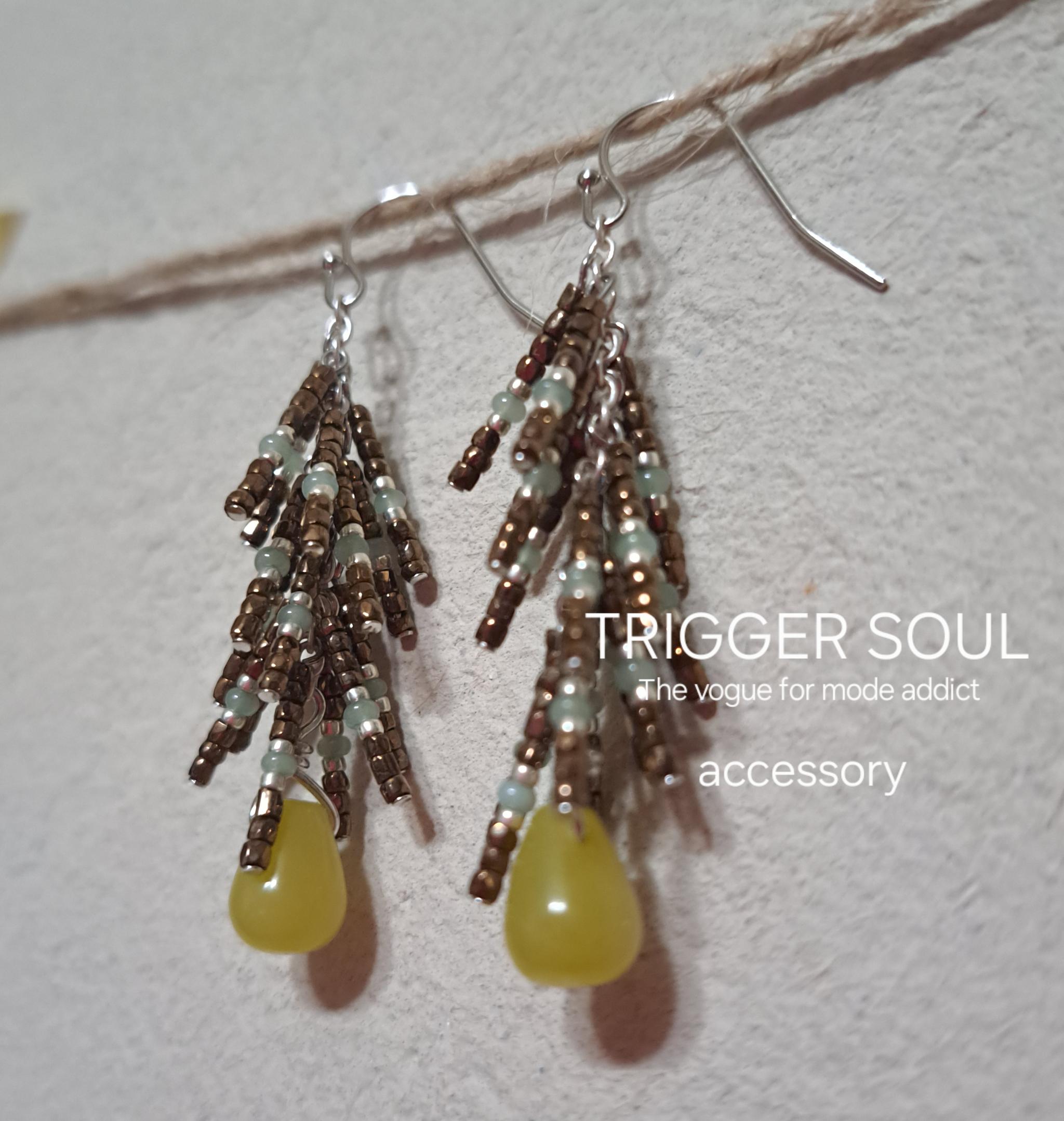 ゆらゆら揺れる優雅な輝きでstyle格上げします
サステナブルACC/ビーズロングフリンジピアス(BR)