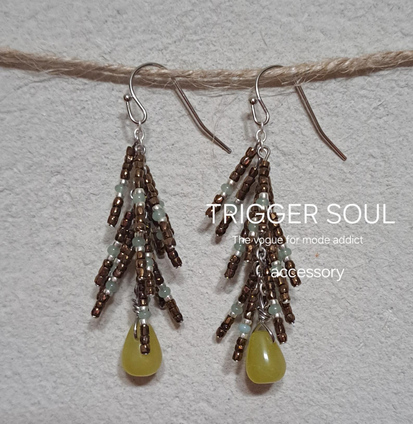 ゆらゆら揺れる優雅な輝きでstyle格上げします
サステナブルACC/ビーズロングフリンジピアス(BR) | 6枚目