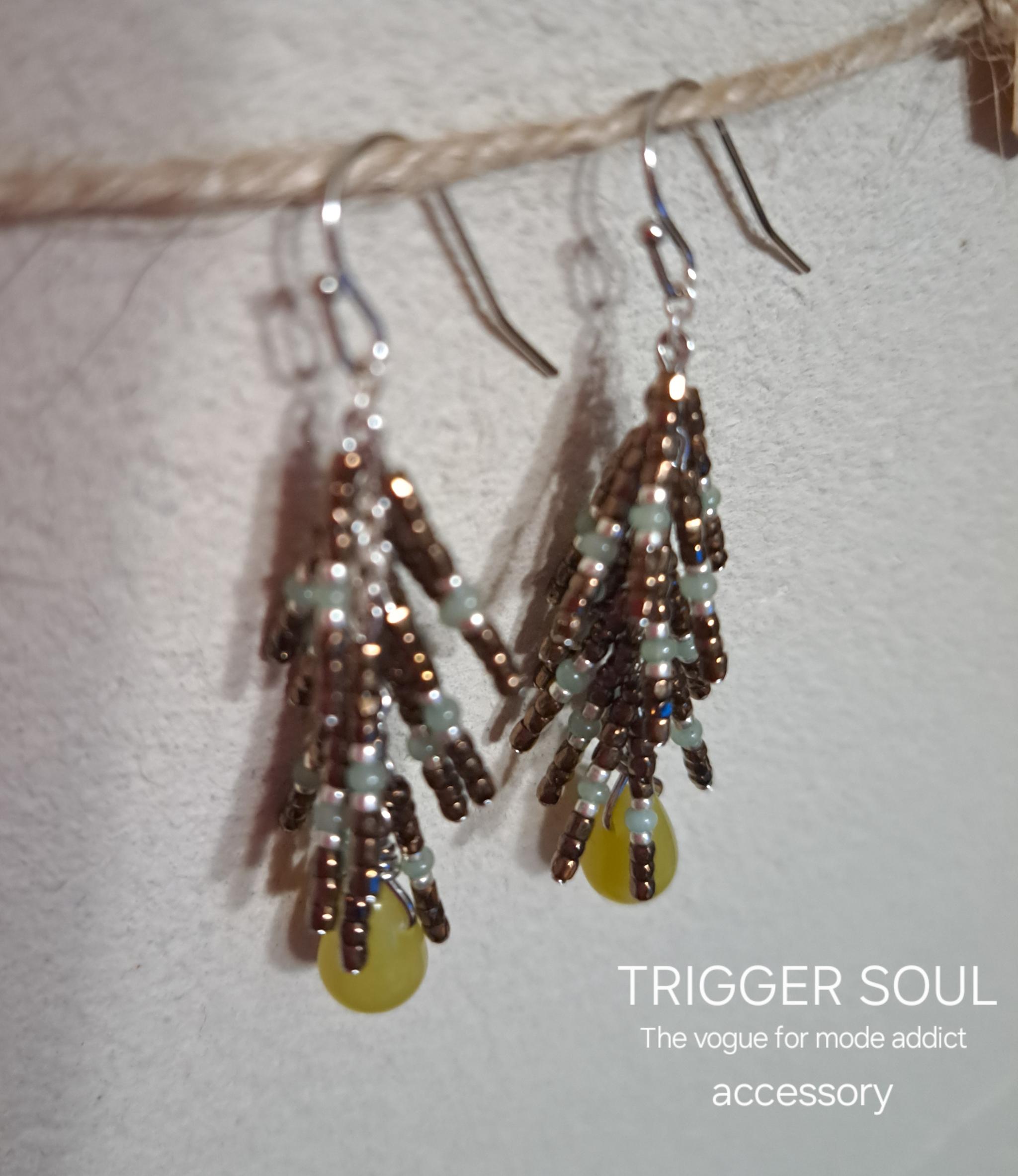 ゆらゆら揺れる優雅な輝きでstyle格上げします
サステナブルACC/ビーズロングフリンジピアス(BR) | 3枚目