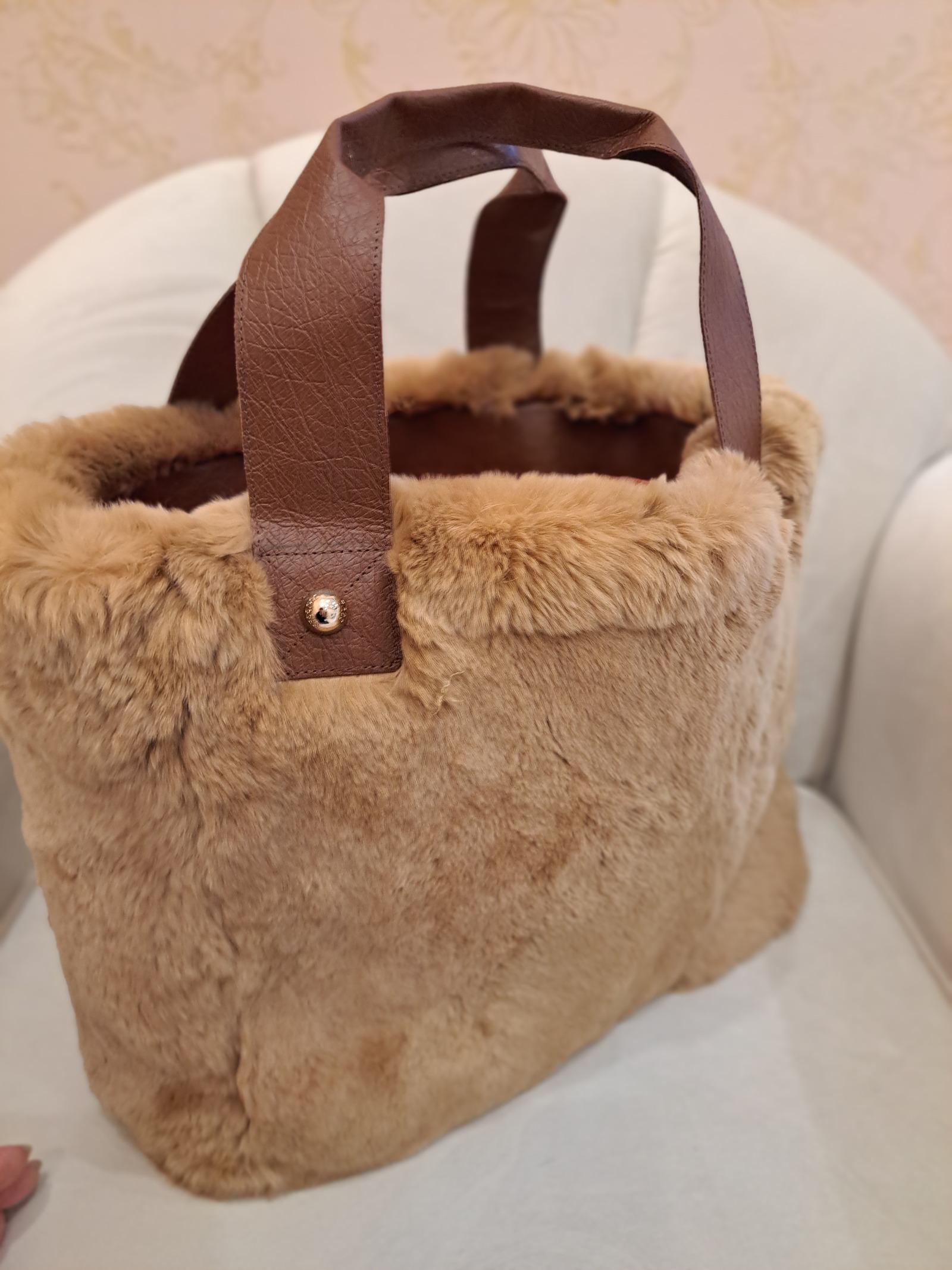 【文句なしに可愛い】限定　TRIGGER SOULファーバッグが登場/キャメル | 4枚目